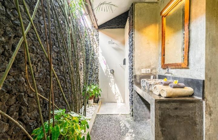 Big Brother Surf Inn Canggu  Room photo