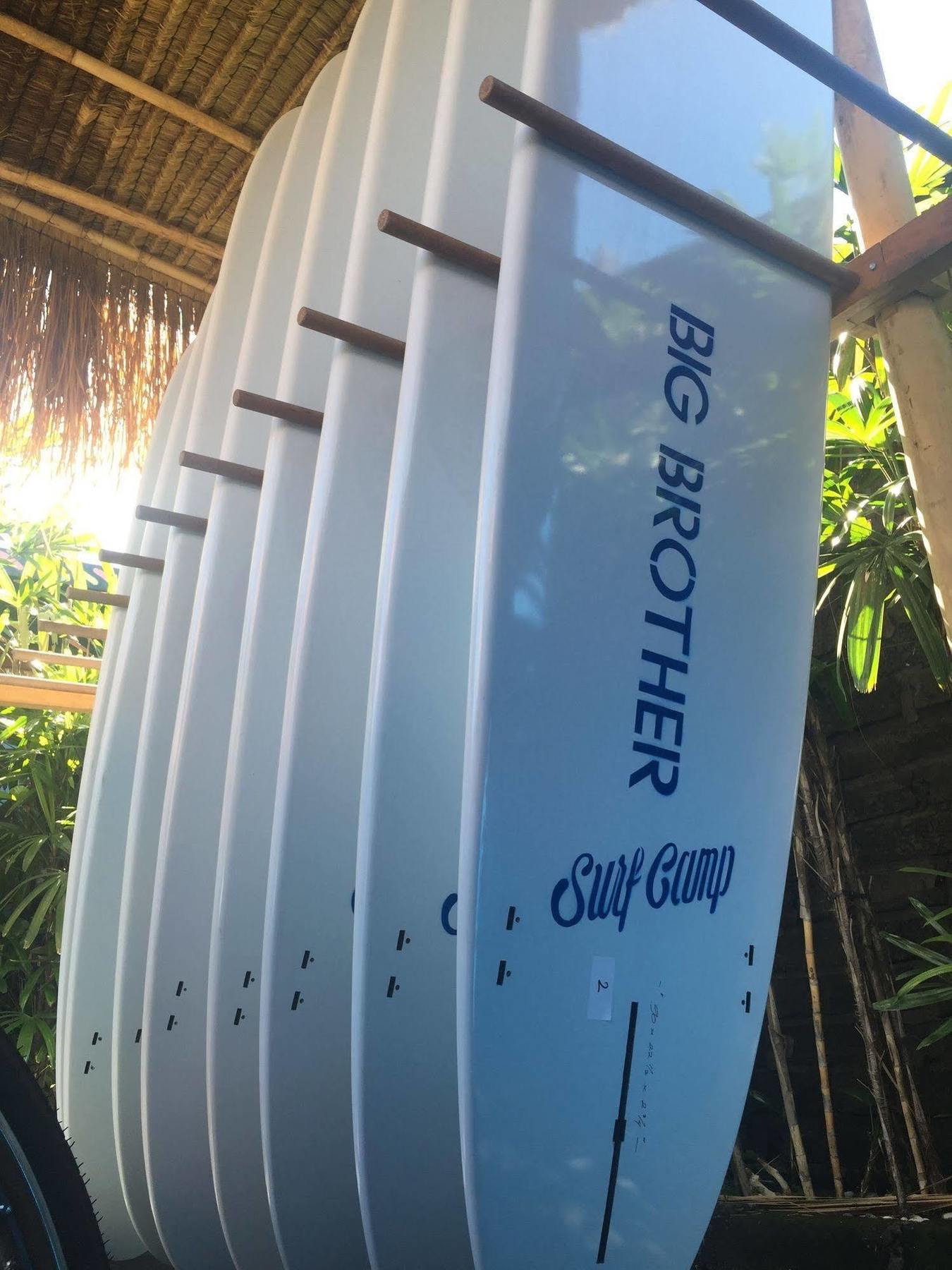 Big Brother Surf Inn Canggu  Exterior photo
