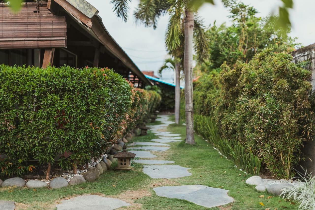 Big Brother Surf Inn Canggu  Exterior photo