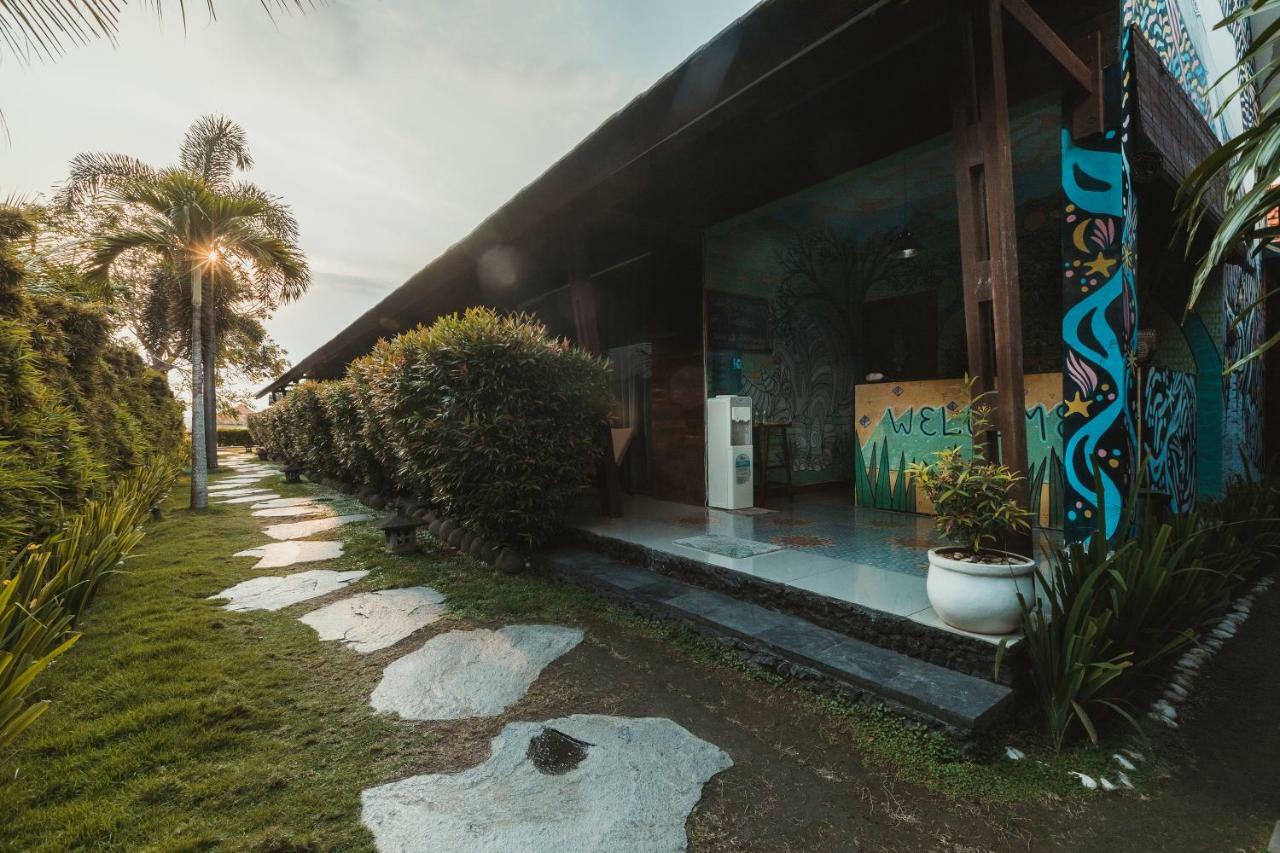 Big Brother Surf Inn Canggu  Exterior photo