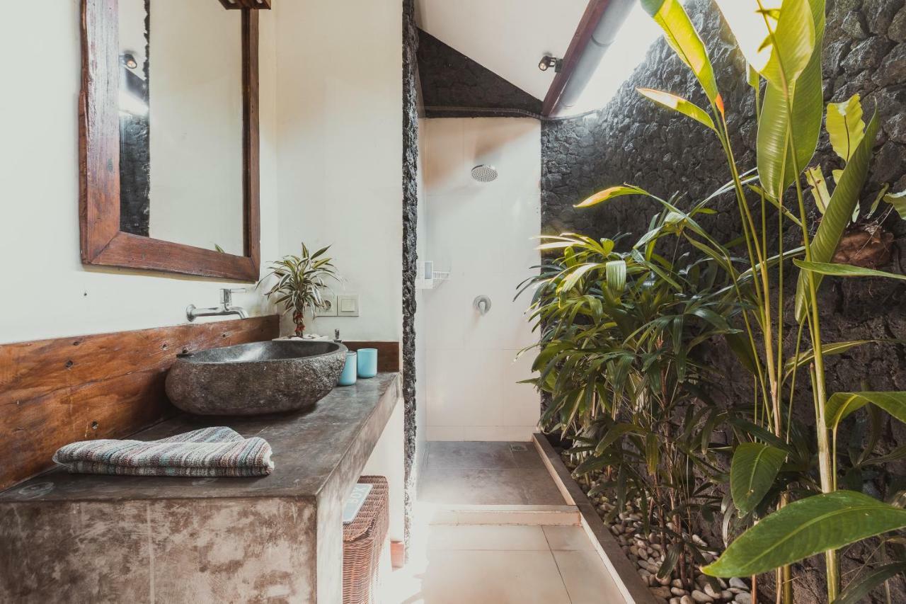Big Brother Surf Inn Canggu  Exterior photo