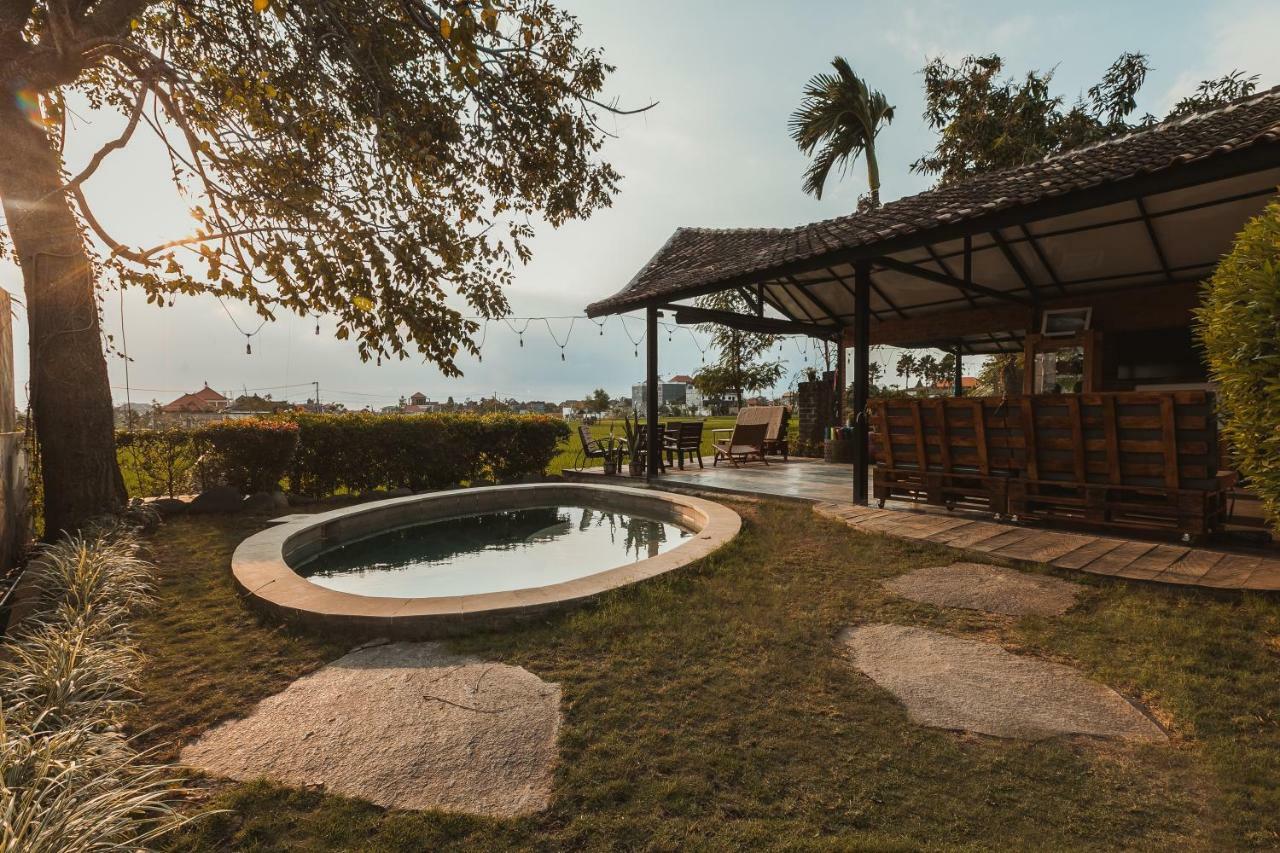 Big Brother Surf Inn Canggu  Exterior photo